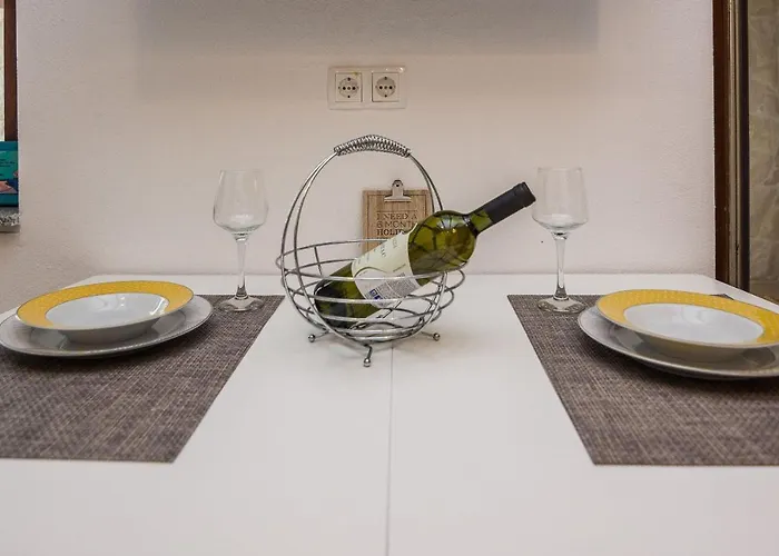 Malcic Apartment Vir